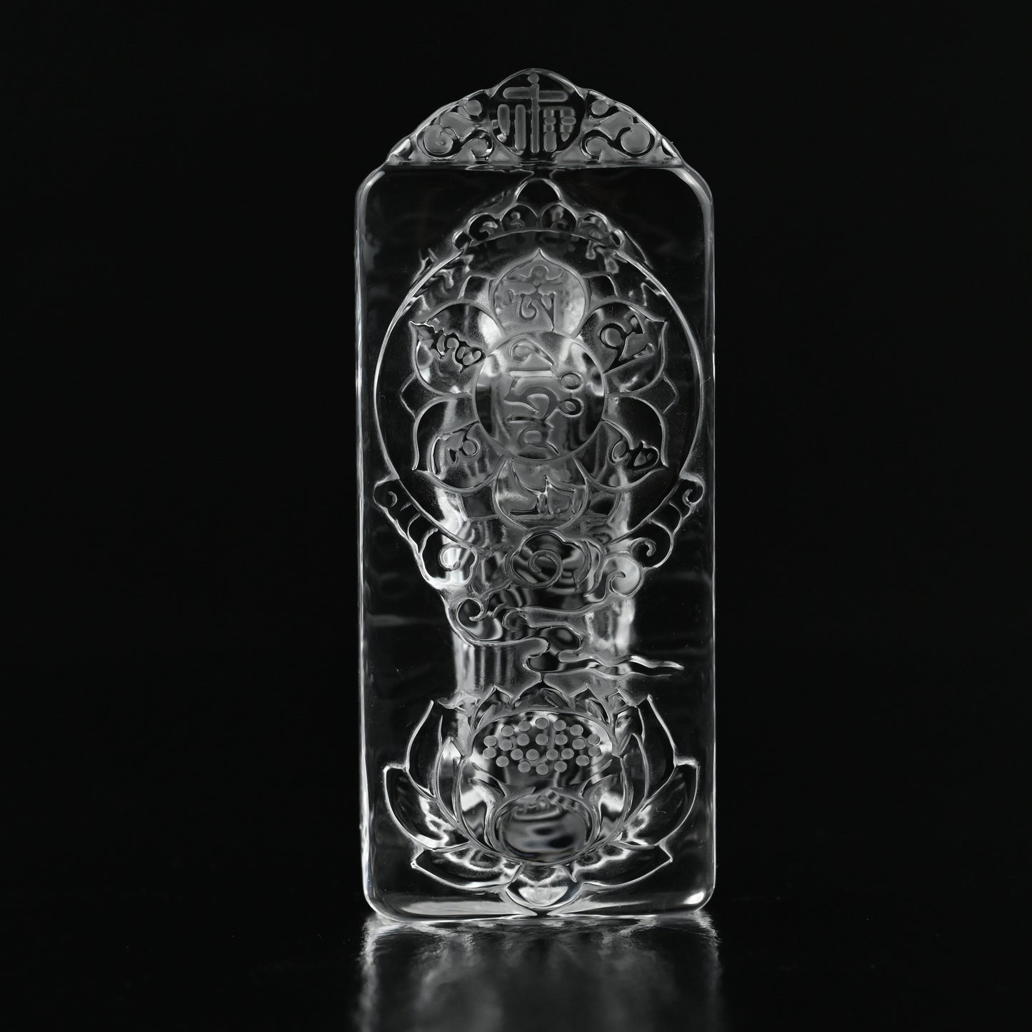 Clearquartz Gautama Buddha Sculpture Crystal Healing Hand Carved